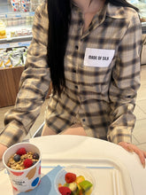 画像をギャラリービューアに読み込む, just checked shirt