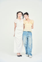 画像をギャラリービューアに読み込む, frill blouse