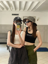 画像をギャラリービューアに読み込む, Stone logo tank top