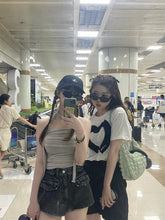 画像をギャラリービューアに読み込む, Frill heart half sleeve TEE