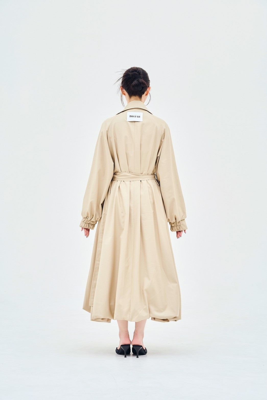 trench coat dress – made of silk