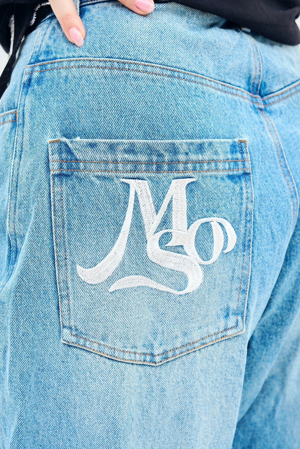 damage denim pants – made of silk