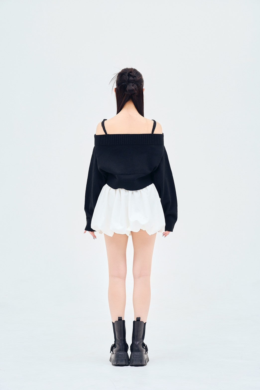 off shoulder knit – made of silk