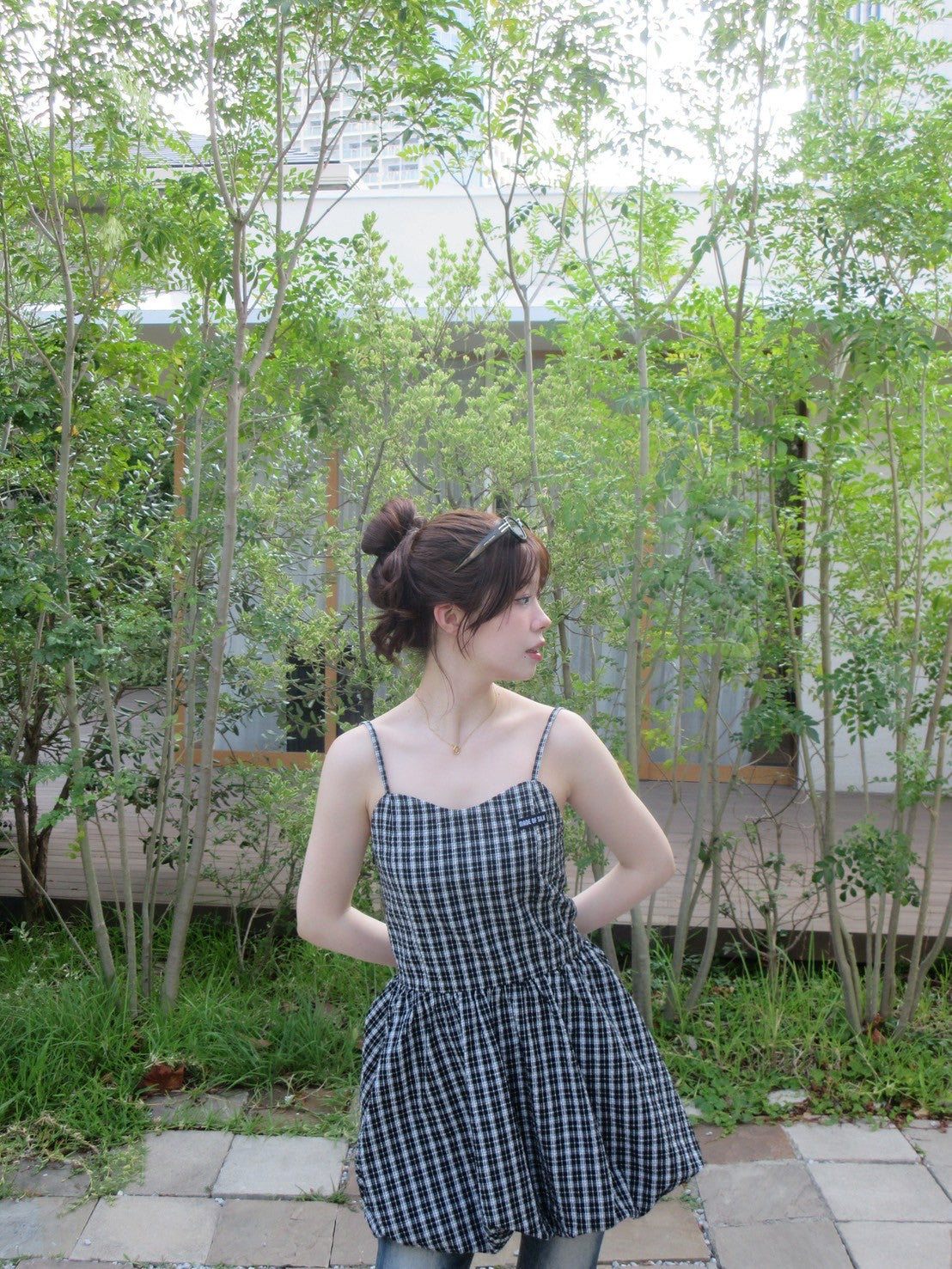 check balloon cami one-piece – made of silk