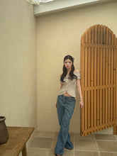 画像をギャラリービューアに読み込む, check off-shoulder blouse
